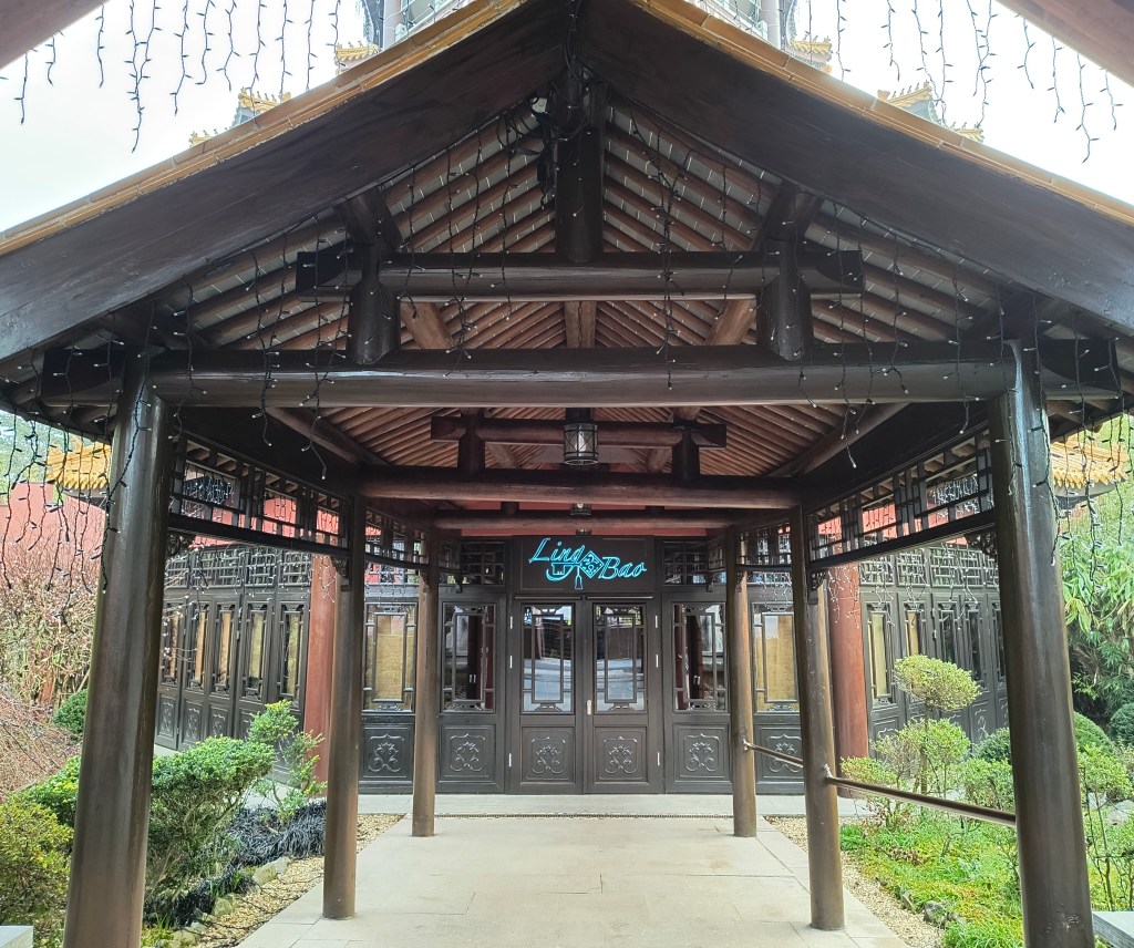 What Does Bart Say: Hotel Ling Bao – Phantasialand’s original icon: Still the first choice or outshined by the new?